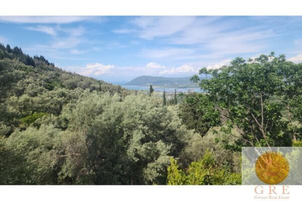 Land 440 Lefkada - Image 3