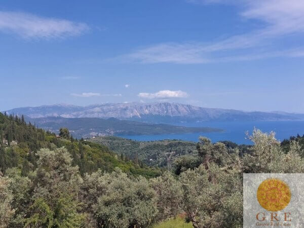 Land 446 Lefkada