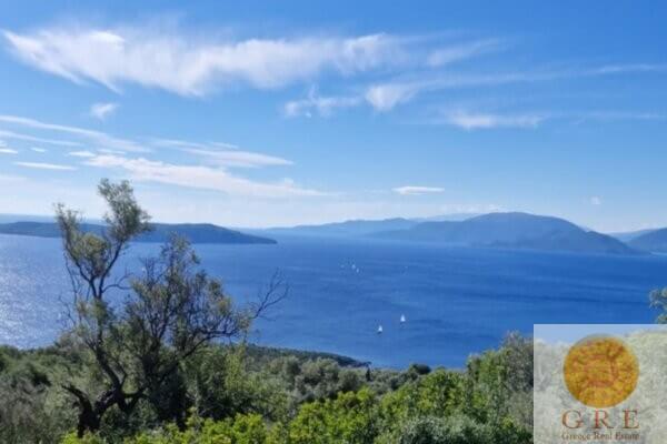 Land 450 Lefkada