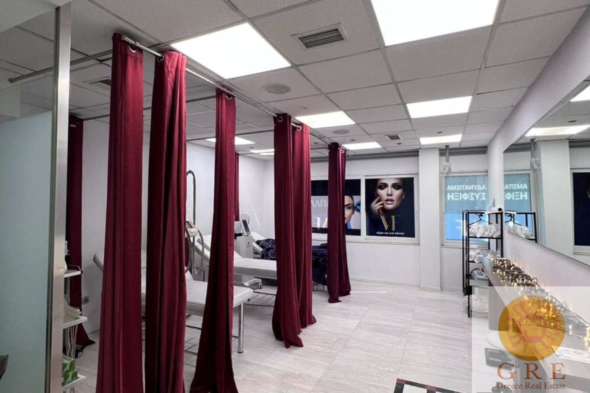 Floor in Building 01 Piraeus - Image 3