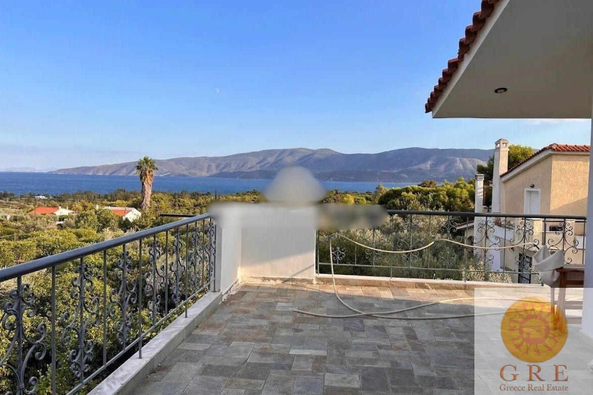 Traditional House 03 Corinth