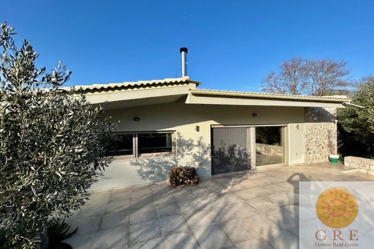 Villa 45 to 2 hours from Athens - Image 2