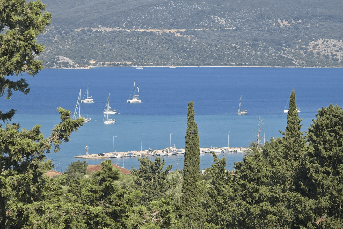 Skeleton + Traditional House Lefkada 02 - Image 4