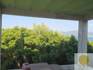 Skeleton + Traditional House Lefkada 02