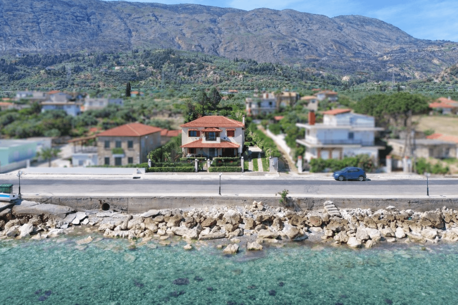 Traditional house 11 Corinth